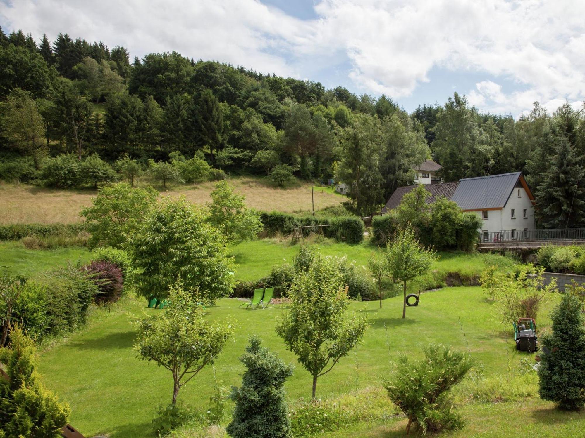 Beautiful Apartment In Merschbach With Garden Exterior foto